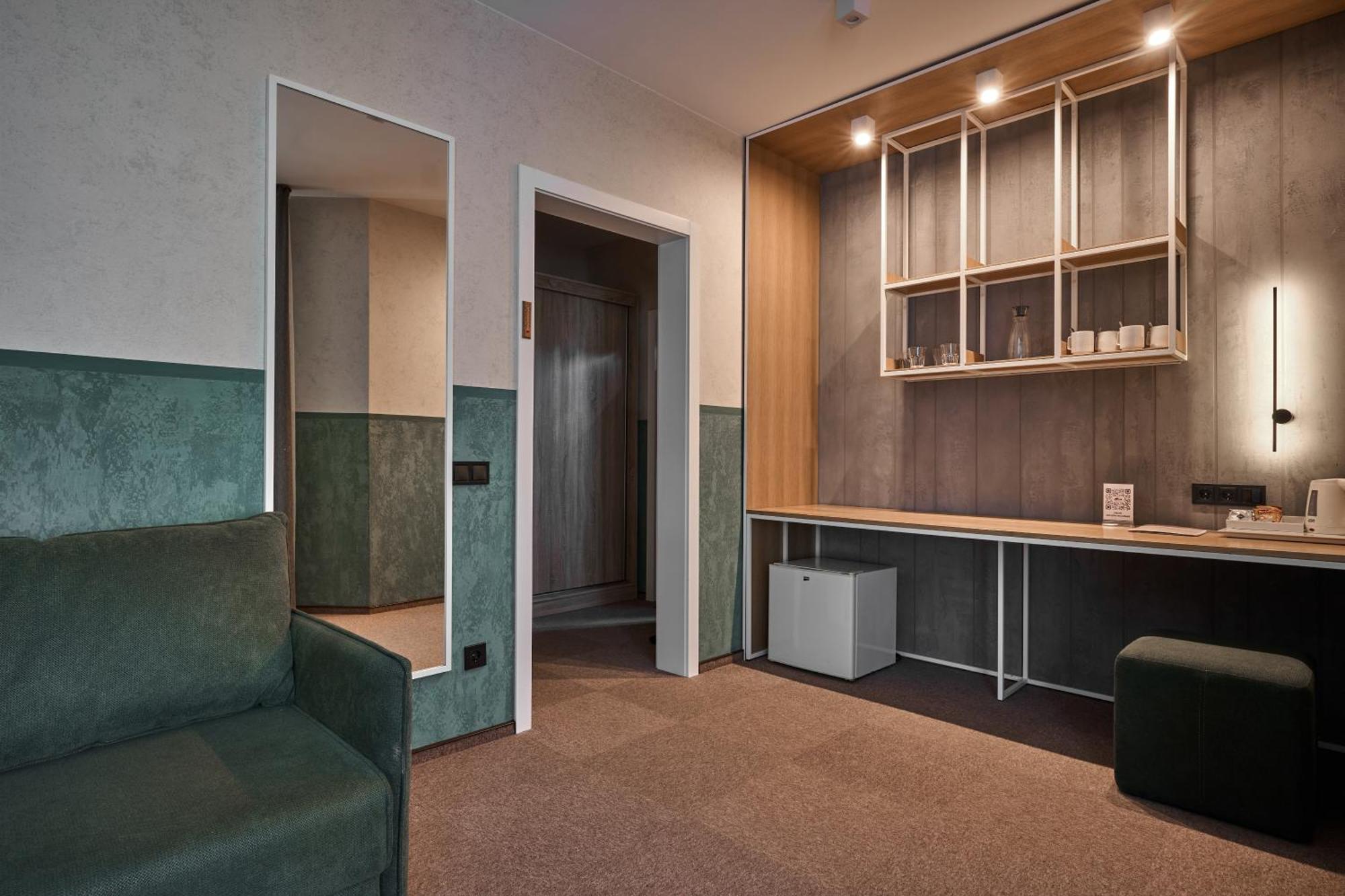 Hotel Vedmezhyi Dvir Boekovel Buitenkant foto