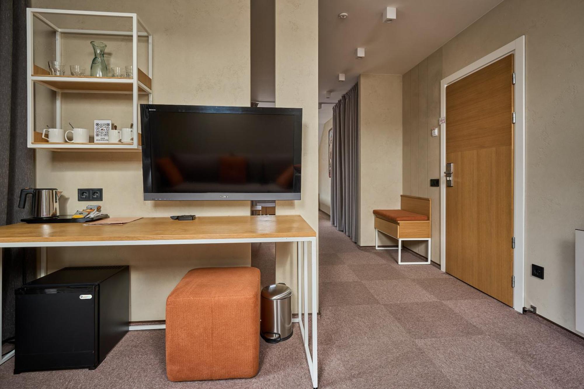 Hotel Vedmezhyi Dvir Boekovel Buitenkant foto